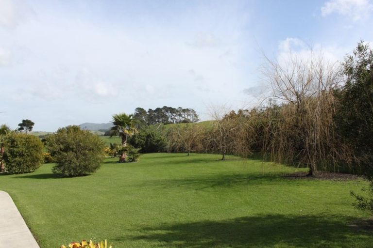 Photo of property in 1 Seascape Crescent, Waipu, 0582