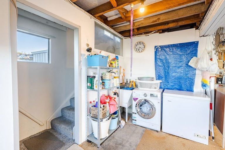 Photo of property in 151 Easther Crescent, Kew, Dunedin, 9012