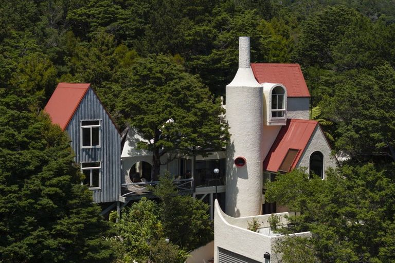 Photo of property in 74 Chatsworth Road, Silverstream, Upper Hutt, 5019