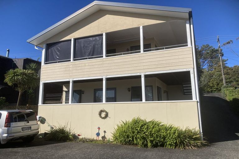 Photo of property in 115 Vipond Road, Stanmore Bay, Whangaparaoa, 0932