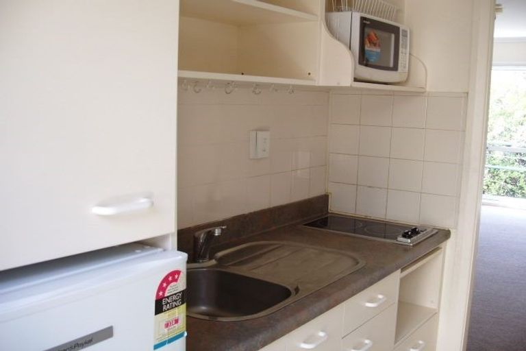 Photo of property in Avon Apartments, 11/313 The Terrace, Te Aro, Wellington, 6011