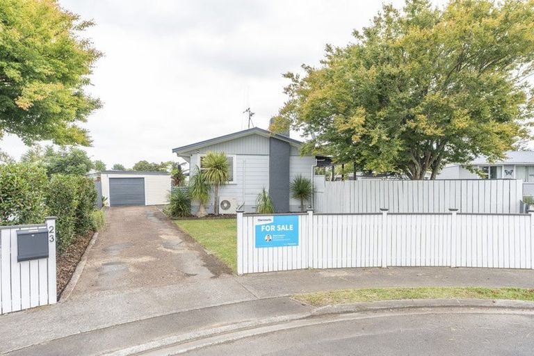 Photo of property in 23 Susan Place, Deanwell, Hamilton, 3206