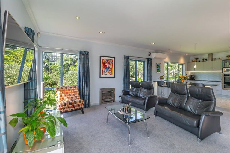 Photo of property in 25 Twin Peaks Grove, Koputaroa, Levin, 5575
