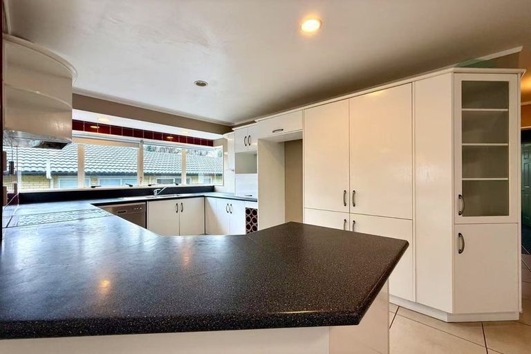 Photo of property in 79 Wairere Road, The Gardens, Auckland, 2105