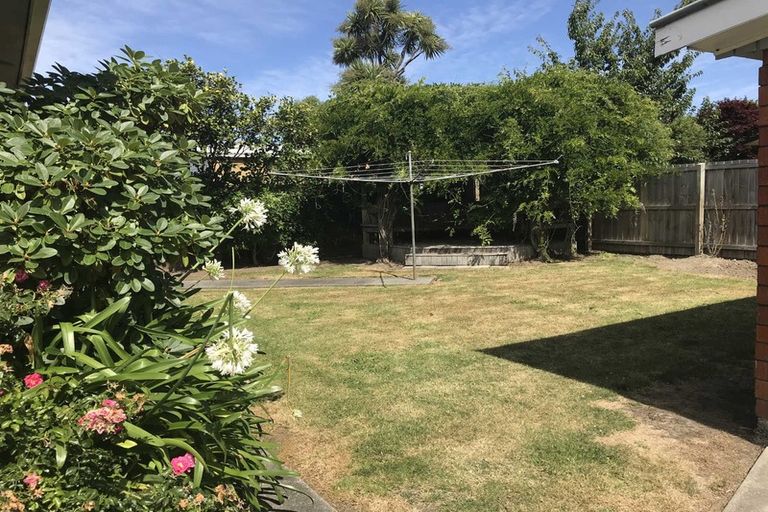 Photo of property in 27 Ansonby Street, Russley, Christchurch, 8042