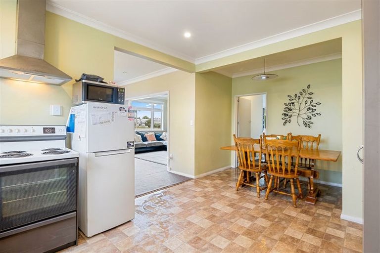 Photo of property in 15 Keepa Street, Levin, 5510