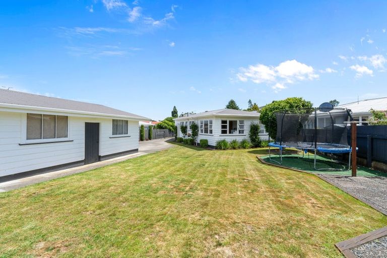 Photo of property in 6 Glen Street, Levin, 5510