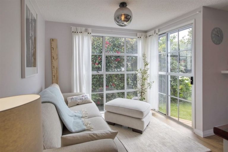 Photo of property in 35 Campbell Street, Sumner, Christchurch, 8081