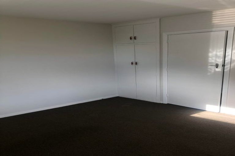 Photo of property in 10a Epsom Road, Sockburn, Christchurch, 8042