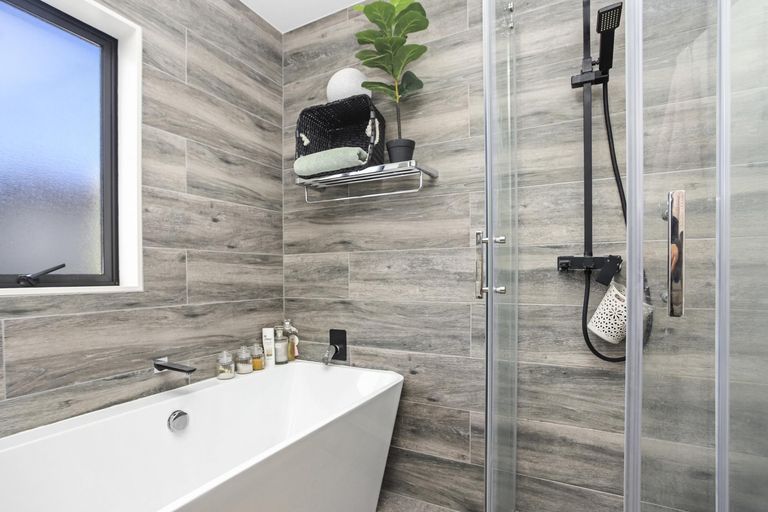 Photo of property in 14 Toscana Drive, Karaka, Papakura, 2113