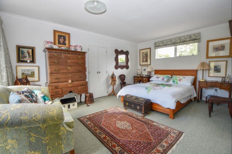 Photo of property in 60 Charles Street, Carterton, 5713