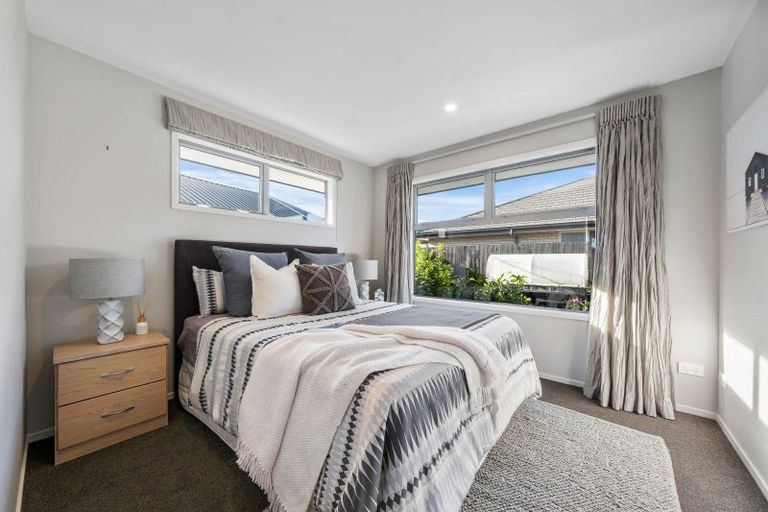 Photo of property in 8 Whincops Road, Halswell, Christchurch, 8025