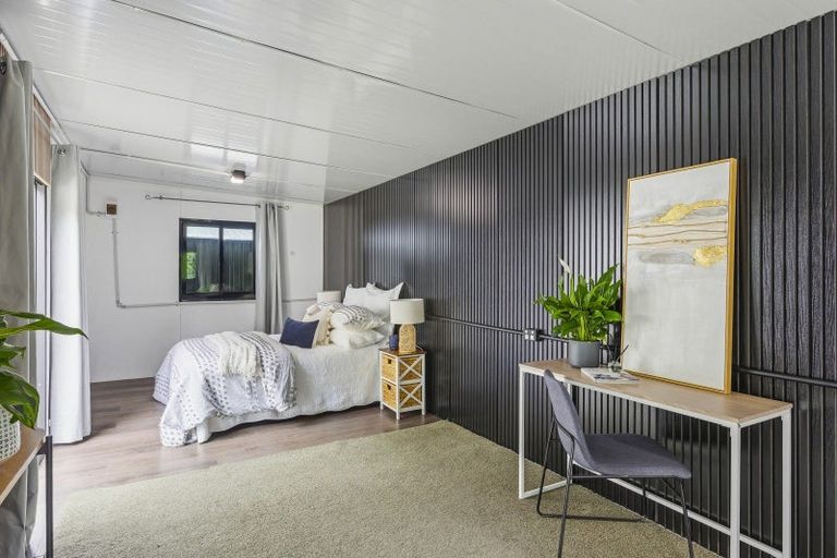 Photo of property in 52 Ruahine Street, Paraparaumu, 5032