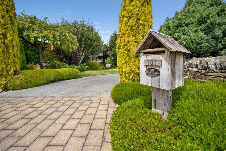 Photo of property in 101 Newcastle Street, Clyde, 9330