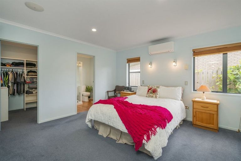 Photo of property in 12 Cobham Lane, Whitianga, 3510