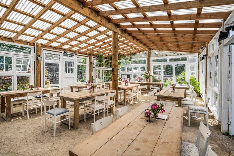 Photo of property in 43 School Road, Te Horo, Otaki, 5582