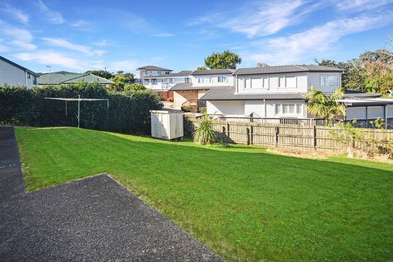 Photo of property in 12 Price Crescent, Mount Wellington, Auckland, 1060