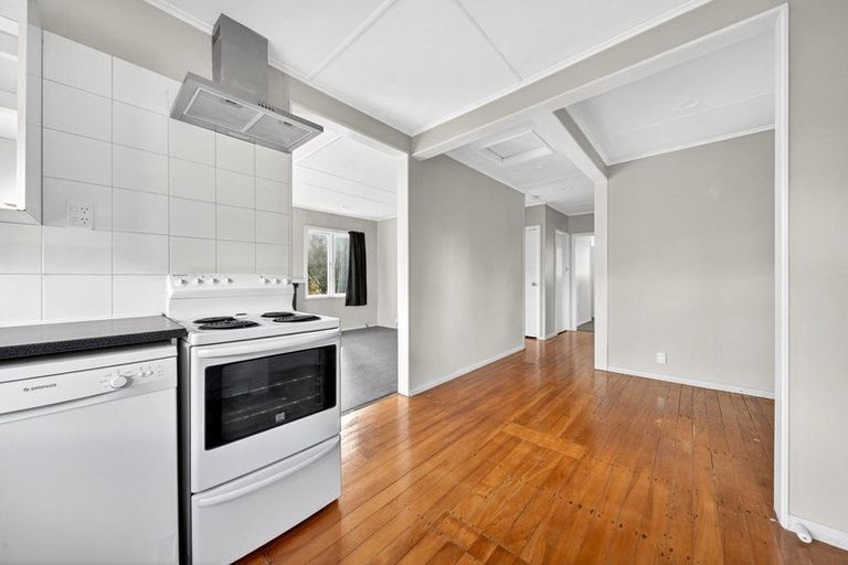 Photo of property in 33 Hillcrest Street, Solway, Masterton, 5810