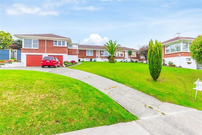 Photo of property in 4/40 Lake Road, Narrow Neck, Auckland, 0624