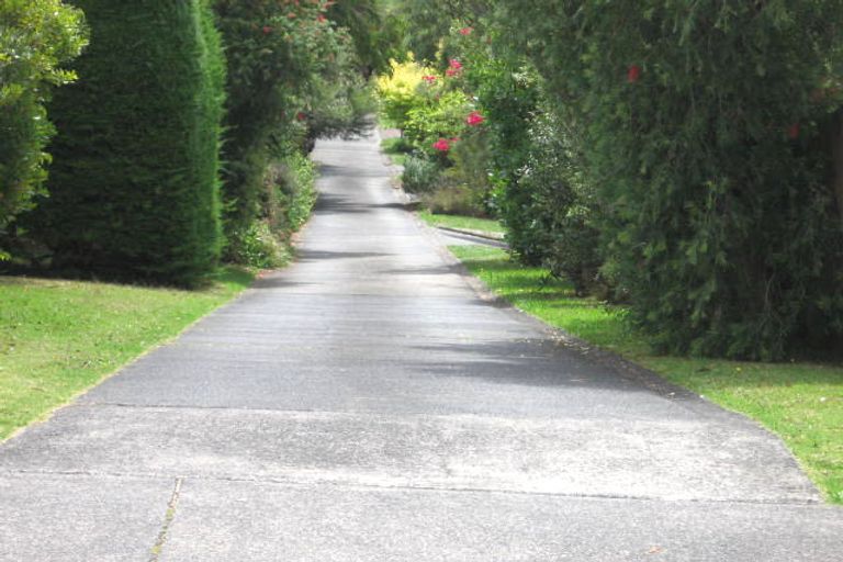 Photo of property in 146 Weatherly Road, Torbay, Auckland, 0630