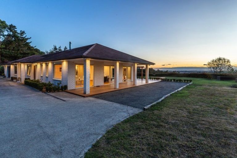 Photo of property in 162 Point View Drive, East Tamaki Heights, Auckland, 2016