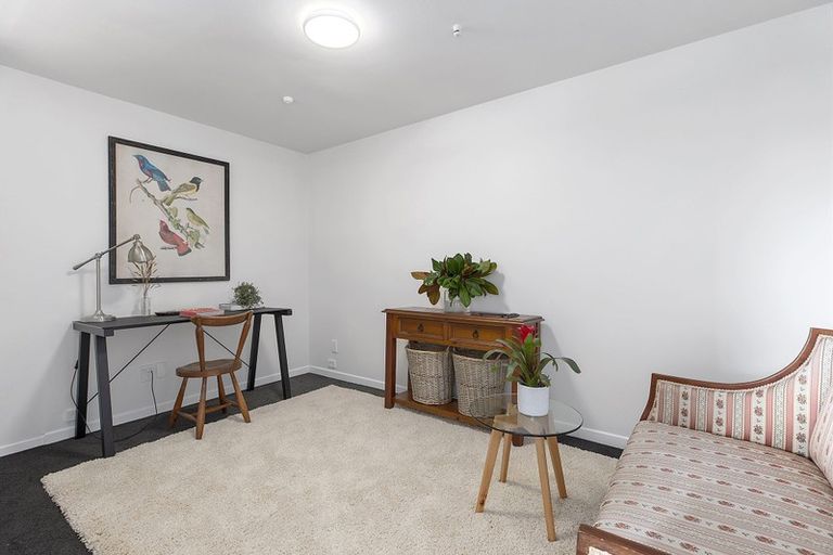 Photo of property in 12 Maarama Crescent, Aro Valley, Wellington, 6021