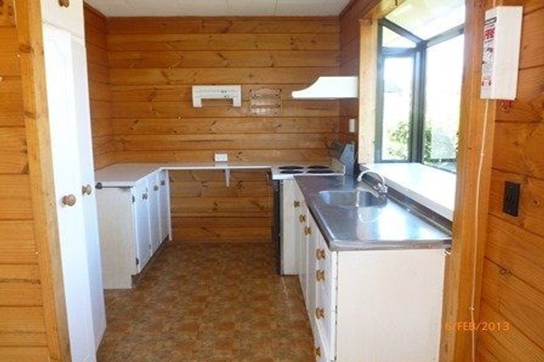 Photo of property in 27a Mana Esplanade, Paremata, Porirua, 5026