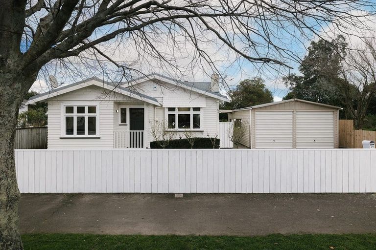Photo of property in 20 South Street, West End, Palmerston North, 4410