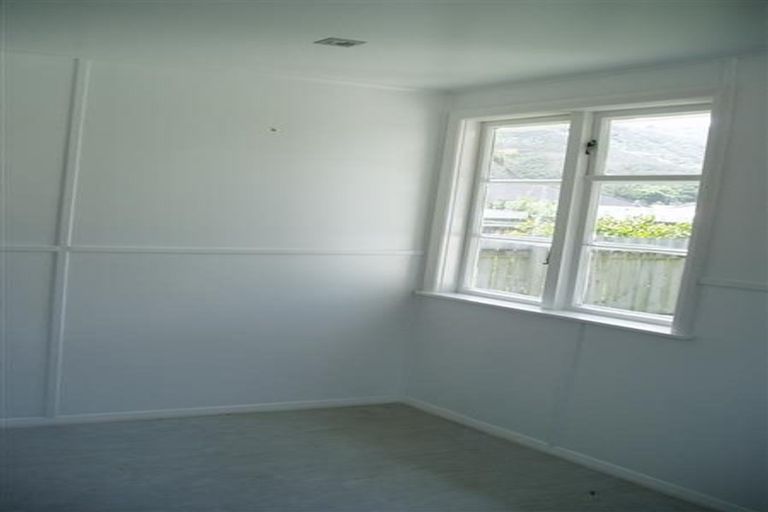 Photo of property in 377 Cambridge Terrace, Naenae, Lower Hutt, 5011