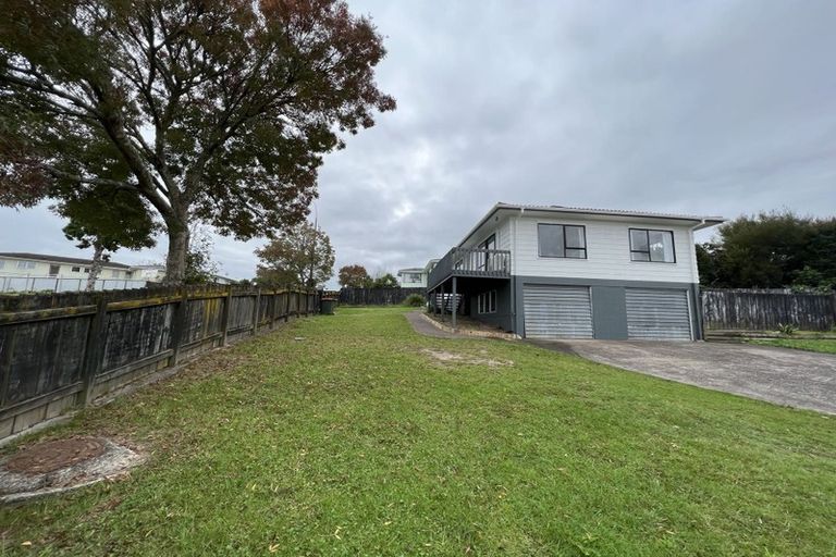 Photo of property in 139 Moire Road, West Harbour, Auckland, 0618