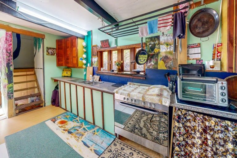 Photo of property in 122 Thames Coast Sh25 Road, Whakatete Bay, Thames, 3575