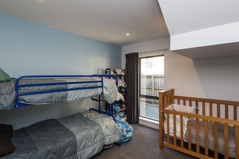 Photo of property in 2/450 Barbadoes Street, Edgeware, Christchurch, 8013