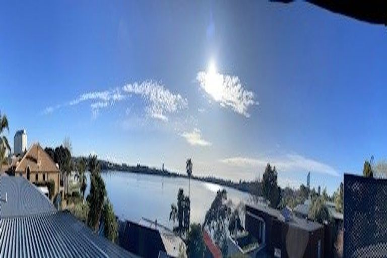 Photo of property in 1/49 Lake View Road, Takapuna, Auckland, 0622