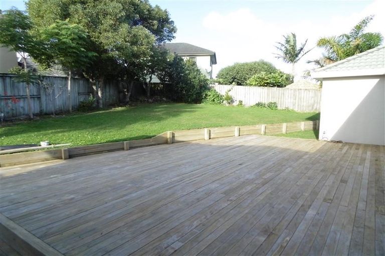 Photo of property in 22 Te Hoe Grove, Pinehill, Auckland, 0632