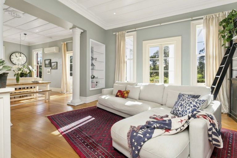 Photo of property in 75 Sutton Road, Brookby, Manurewa, 2576