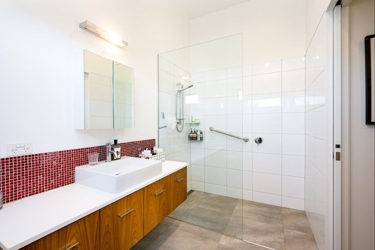 Photo of property in 76 Aubrey Road, Wanaka, 9305