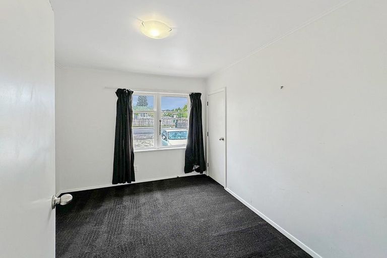 Photo of property in 11 Mcdougall Street, Manurewa East, Auckland, 2102