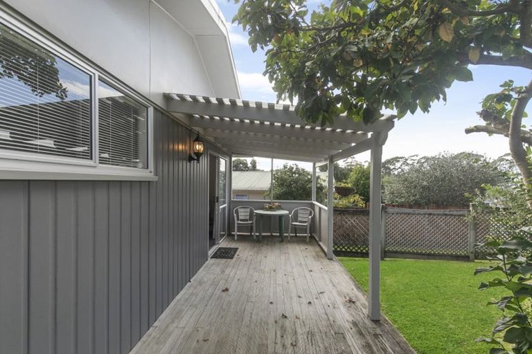 Photo of property in 1/63 Zita Maria Drive, Massey, Auckland, 0614