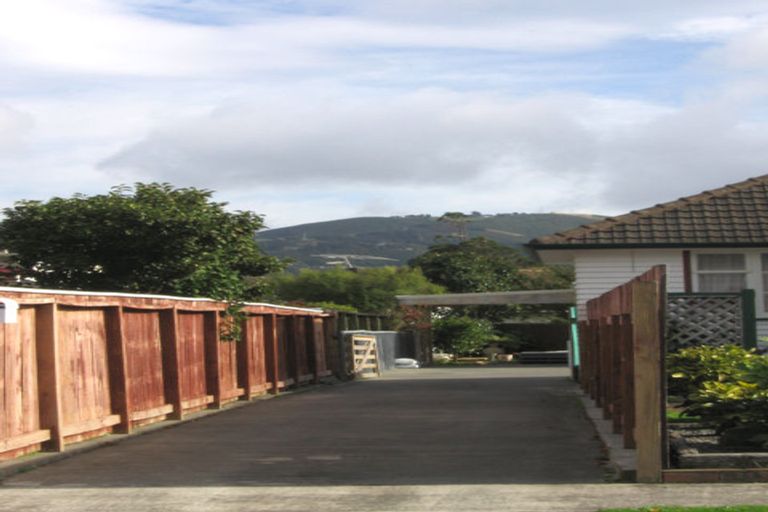 Photo of property in 2b Mcbain Grove, Avalon, Lower Hutt, 5011