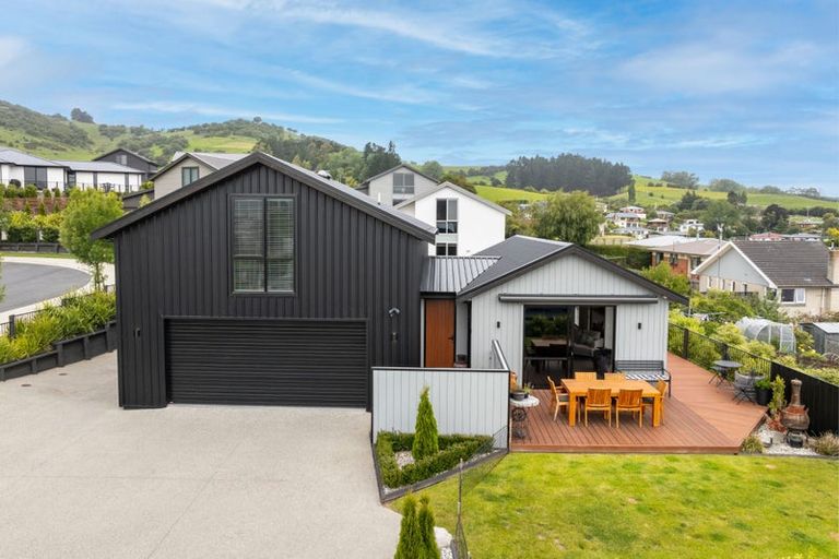 Photo of property in 10 Trudi Place, Green Island, Dunedin, 9018