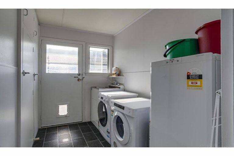 Photo of property in 16 Clyde Carr Crescent, Waimataitai, Timaru, 7910