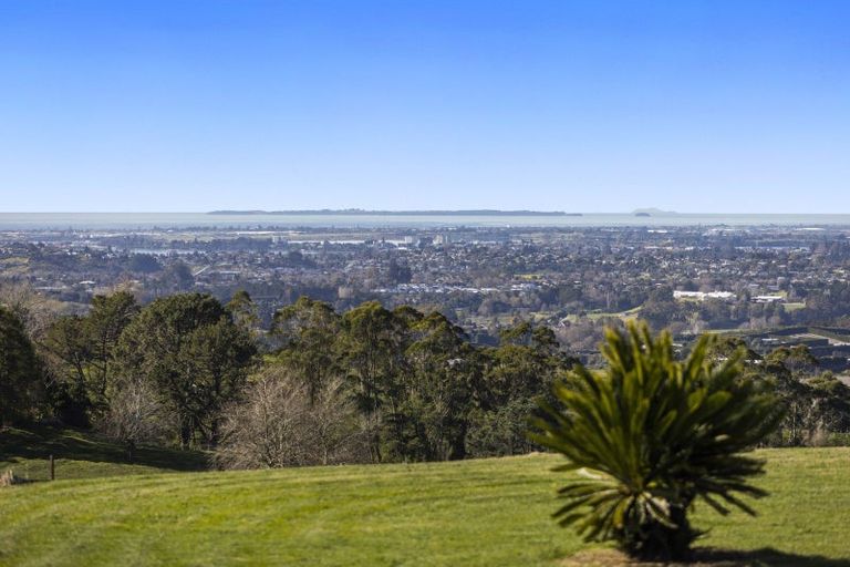 Photo of property in 15b Junction Road, Minden, Tauranga, 3176