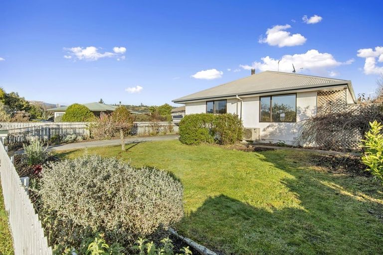 Photo of property in 17d Martin Avenue, Wakefield, 7025