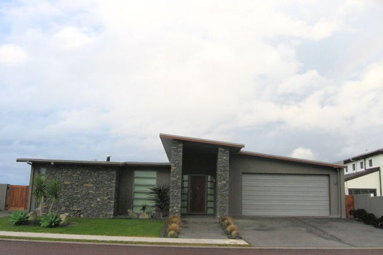 Photo of property in 156 Waterways Parade, Pauanui, Hikuai, 3579