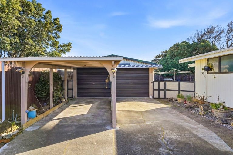 Photo of property in 33 Tongariro Street, Castlecliff, Whanganui, 4501