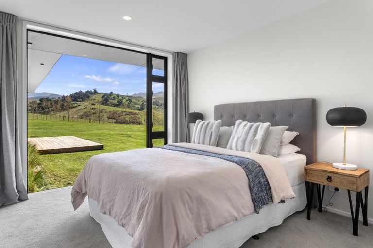 Photo of property in 140 Mill Road, Oxford, 7430