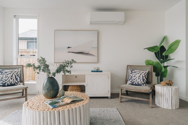 Photo of property in 8 Anawhata Lane, Papamoa, 3118