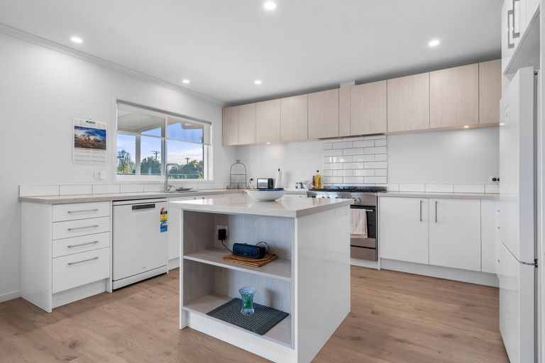 Photo of property in 90 South Belt, Solway, Masterton, 5810