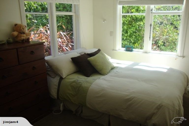 Photo of property in 38 Northland Road, Northland, Wellington, 6012