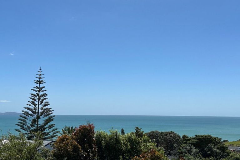 Photo of property in 77 Stratford Drive, Cable Bay, 0420
